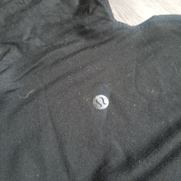 COPY DO NOT BUY - Lululemon black longsleeve shirt - Picture 2 of 9